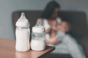 How to Deal with a Baby Fussy During Feeding Bottle: Causes and Solutions